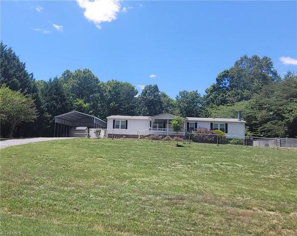 1063 Frans Road, Westfield, NC 27053