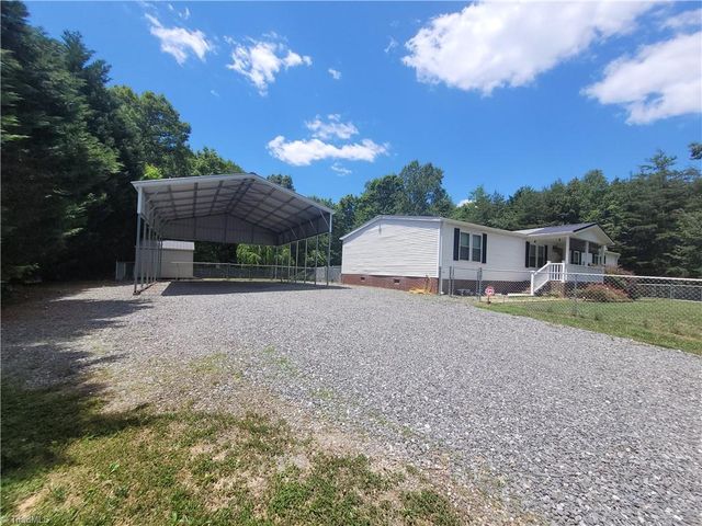 1063 Frans Road, Westfield, NC 27053