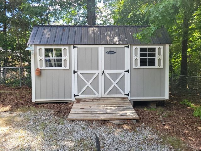 1063 Frans Road, Westfield, NC 27053