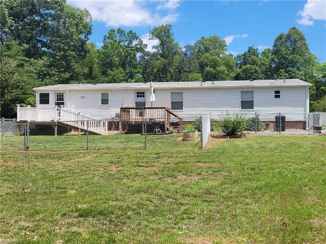 1063 Frans Road, Westfield, NC 27053