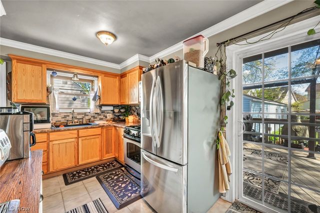 312 Linwood Street, Cuyahoga Falls, OH 44221