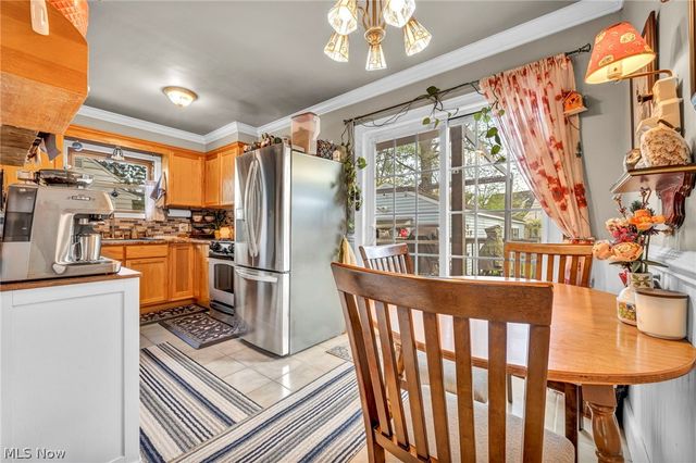 312 Linwood Street, Cuyahoga Falls, OH 44221