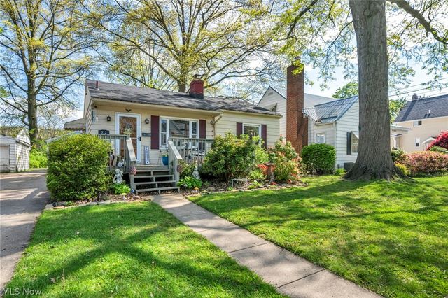 312 Linwood Street, Cuyahoga Falls, OH 44221