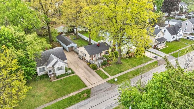 312 Linwood Street, Cuyahoga Falls, OH 44221