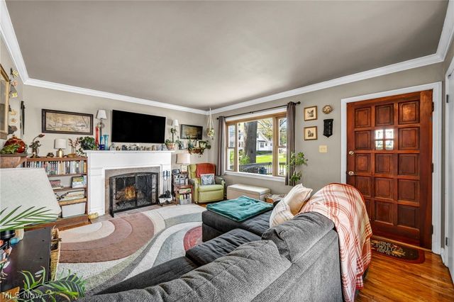 312 Linwood Street, Cuyahoga Falls, OH 44221