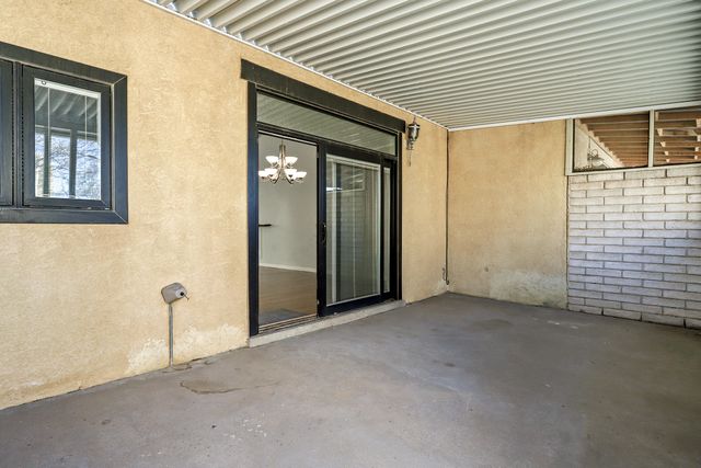 1301 Rio Rancho Drive SE B, Rio Rancho, NM 87124