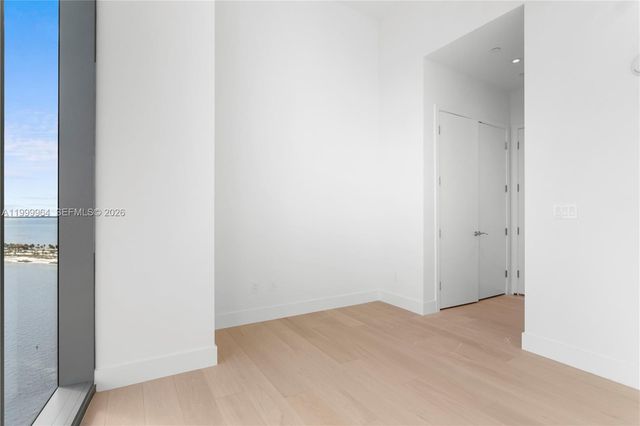 175 SE 25th Rd 1501, Miami, FL 33129