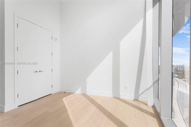 175 SE 25th Rd 1501, Miami, FL 33129