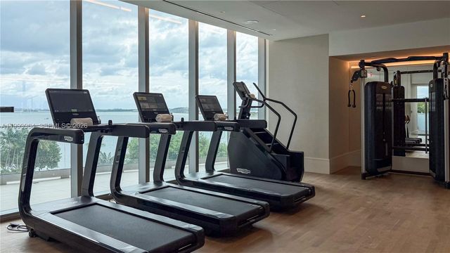175 SE 25th Rd 1501, Miami, FL 33129