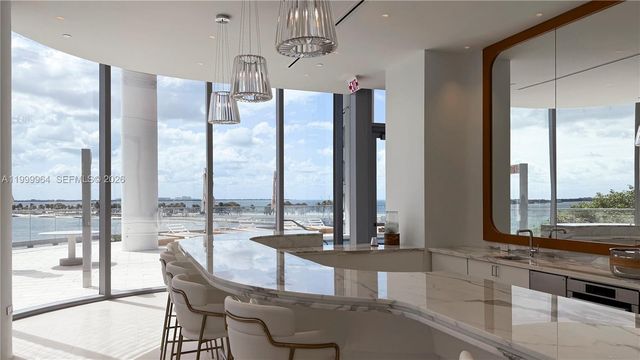 175 SE 25th Rd 1501, Miami, FL 33129