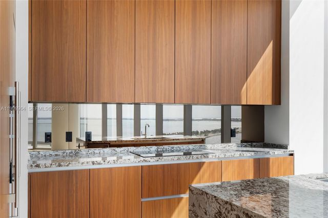 175 SE 25th Rd 1501, Miami, FL 33129