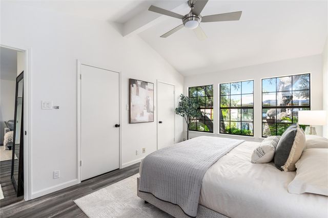 2215 Post RD 2084, Austin, TX 78704