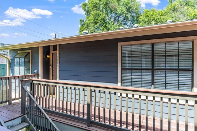 2215 Post RD 2084, Austin, TX 78704