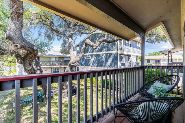 2215 Post RD 2084, Austin, TX 78704