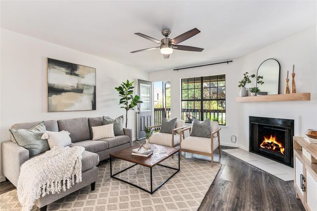 2215 Post RD 2084, Austin, TX 78704