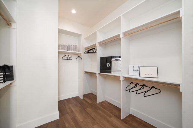 8907 Knoll Branch Dr Drive, Houston, TX 77080