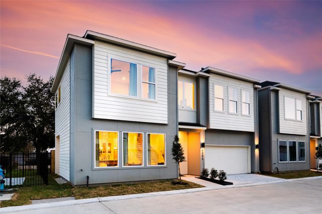 8907 Knoll Branch Dr Drive, Houston, TX 77080