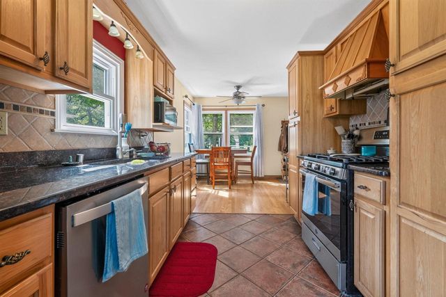 1826 E Fernwood AVENUE, Milwaukee, WI 53207