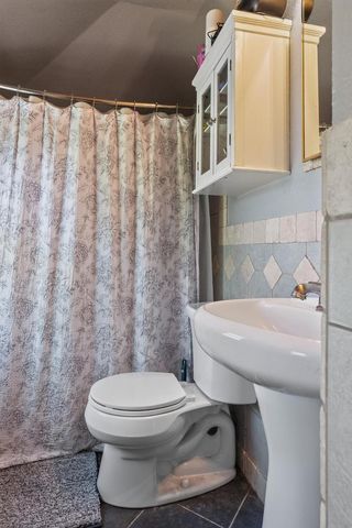 1826 E Fernwood AVENUE, Milwaukee, WI 53207