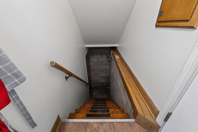 1826 E Fernwood AVENUE, Milwaukee, WI 53207