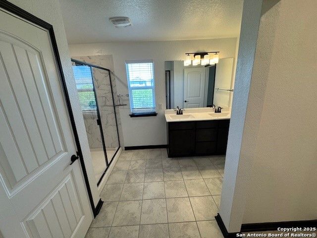 3231 OLD ALMONTE DR, San Antonio, TX 78224