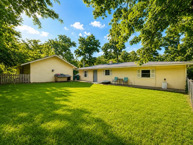 11538 W Oak Drive, Beach Park, IL 60099