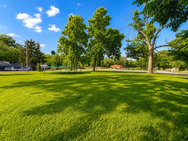 11538 W Oak Drive, Beach Park, IL 60099