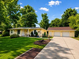 11538 W Oak Drive, Beach Park, IL 60099