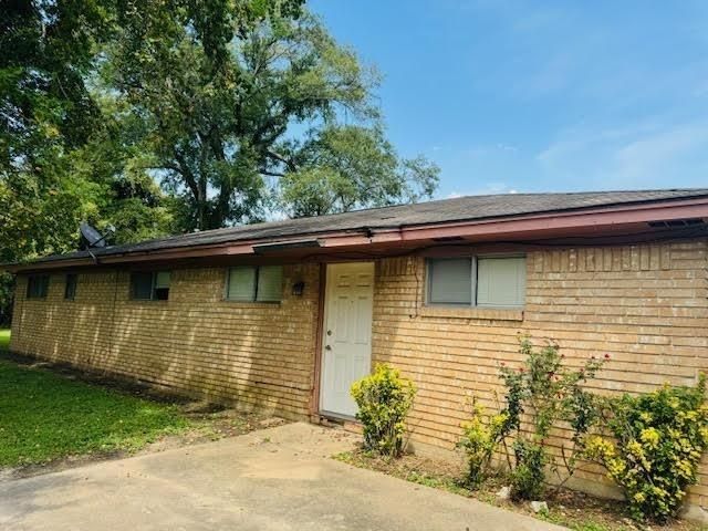 2112 Houston Street 2114, Orange, TX 77630