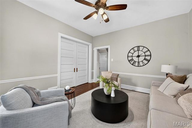 3671 Humphrey Street, St Louis, MO 63116