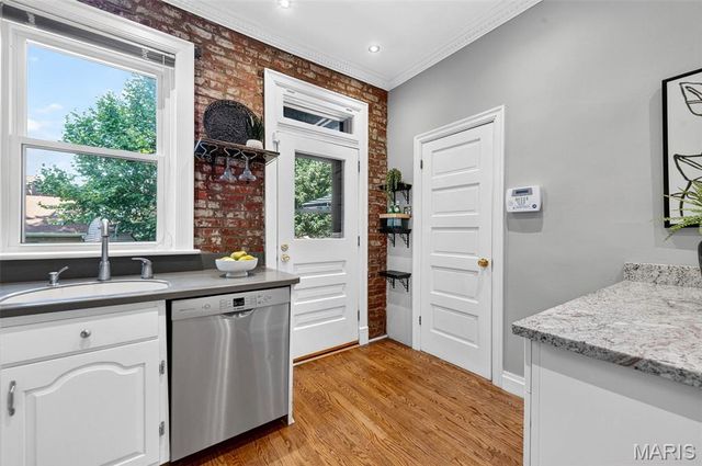 3671 Humphrey Street, St Louis, MO 63116