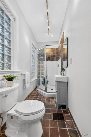 3671 Humphrey Street, St Louis, MO 63116
