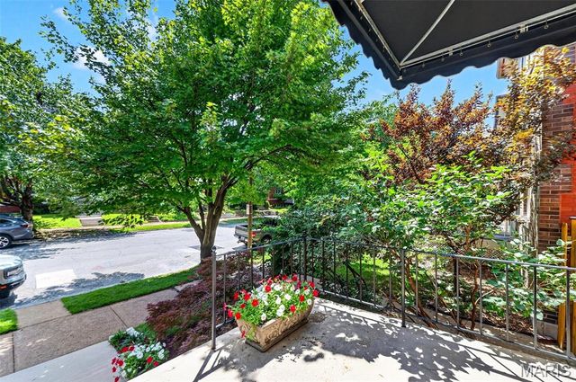 3671 Humphrey Street, St Louis, MO 63116