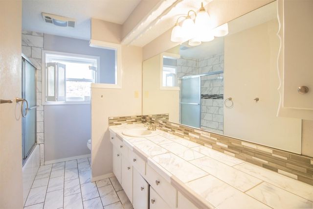 1803 E Buckley, Brownfield, TX 79316