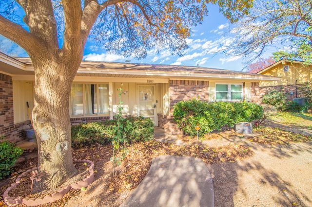 1803 E Buckley, Brownfield, TX 79316