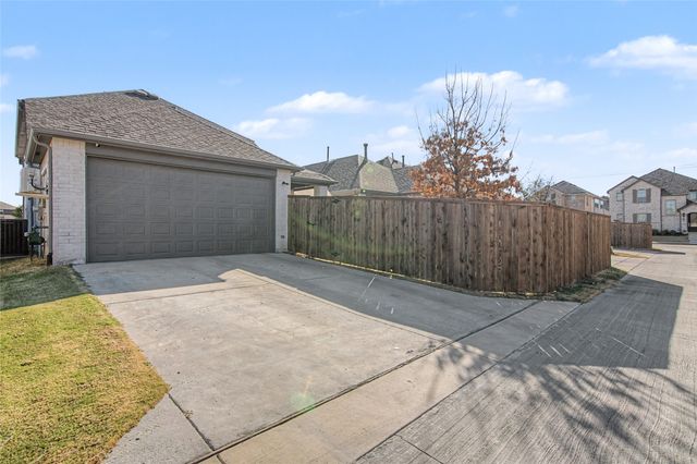 1848 Stowers Trail, Fort Worth, TX 76052