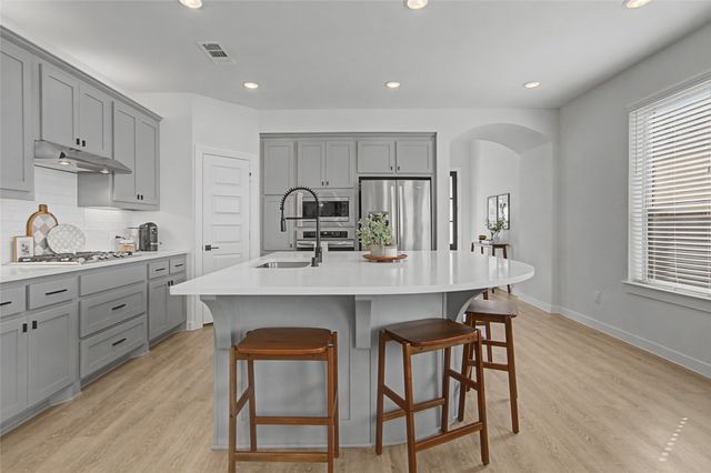 1848 Stowers Trail, Fort Worth, TX 76052