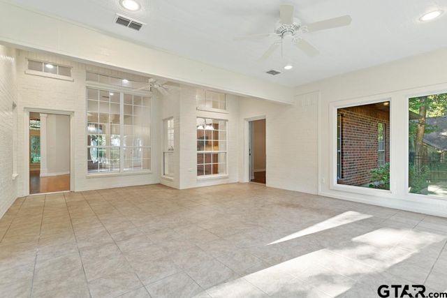 1620 Brookhollow Drive, Hideaway, TX 75771