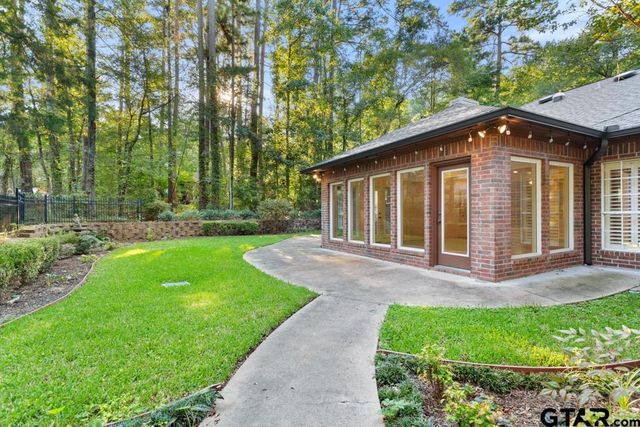 1620 Brookhollow Drive, Hideaway, TX 75771