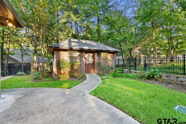 1620 Brookhollow Drive, Hideaway, TX 75771