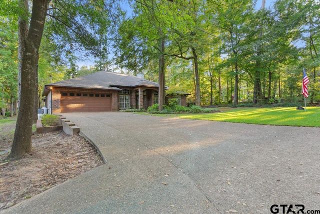 1620 Brookhollow Drive, Hideaway, TX 75771