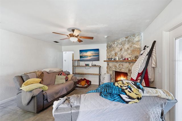 10908 NW 60TH TERRACE, Alachua, FL 32615