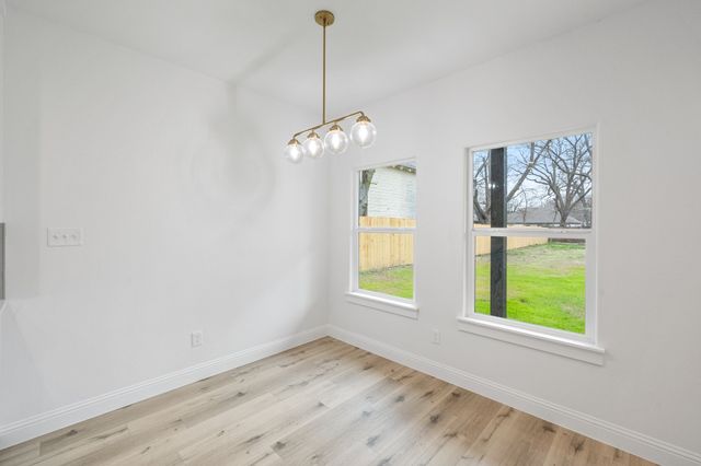 206 Williams Avenue, Cleburne, TX 76033