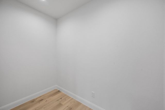 206 Williams Avenue, Cleburne, TX 76033