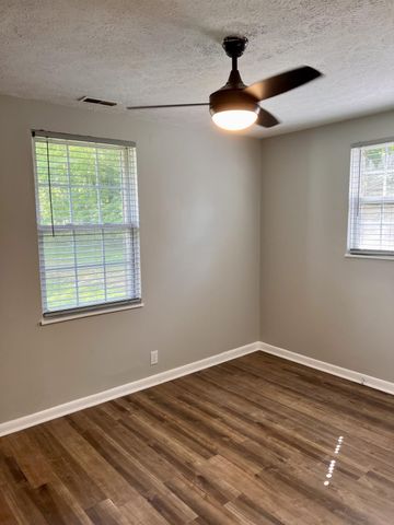 6479 Highway 76, E, Springfield, TN 37172