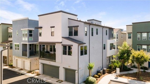 125 Allusion, Irvine, CA 92618