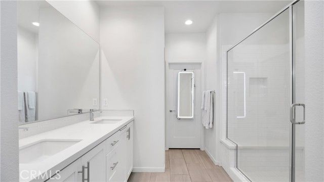 125 Allusion, Irvine, CA 92618