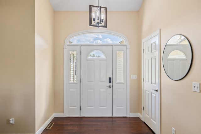 577 W Nowak Drive, La Porte, IN 46350