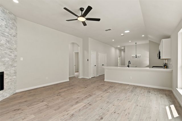1401 Live Oak Lane, Savannah, TX 76227