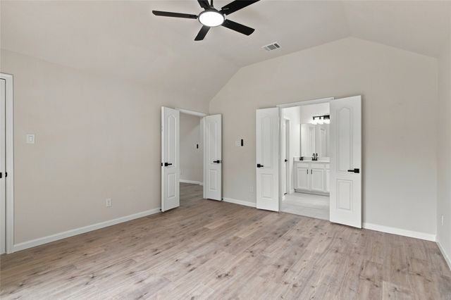 1401 Live Oak Lane, Savannah, TX 76227